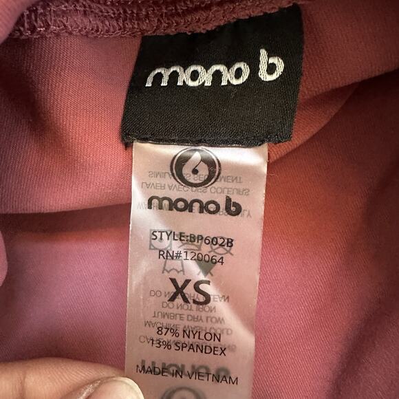 Mono B Women's Spandex Shorts Solid Dusty Pink Size XS Side Pockets Biker - Picture 5 of 7